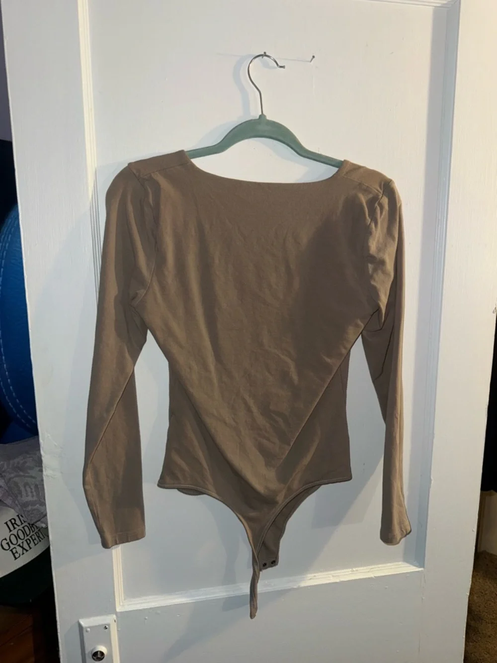 Abercrombie & Fitch Long-Sleeve Scoop-Neck Bodysuit in Taupe - Picture 4 of 4